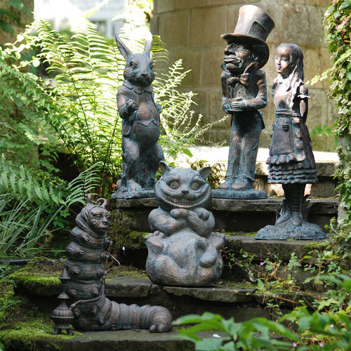 Garden Wonderland Alice Sculpture Set