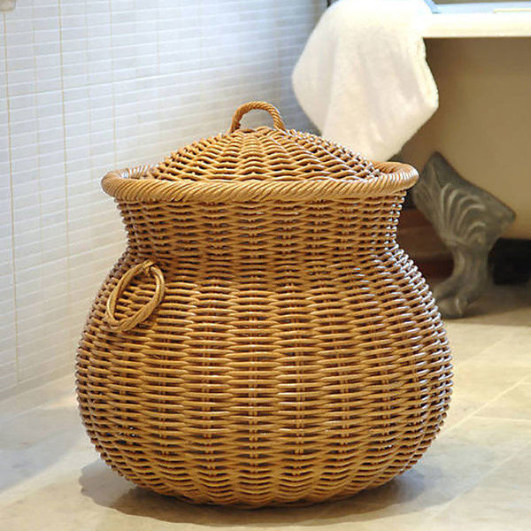 Wicker Laundry baskets with lids